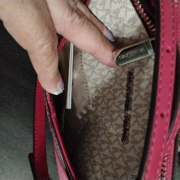 Jet Set Travel Medium Color-Block Signature Logo Crossbody Bag NWT Crossbody bag - Picture 6 of 8